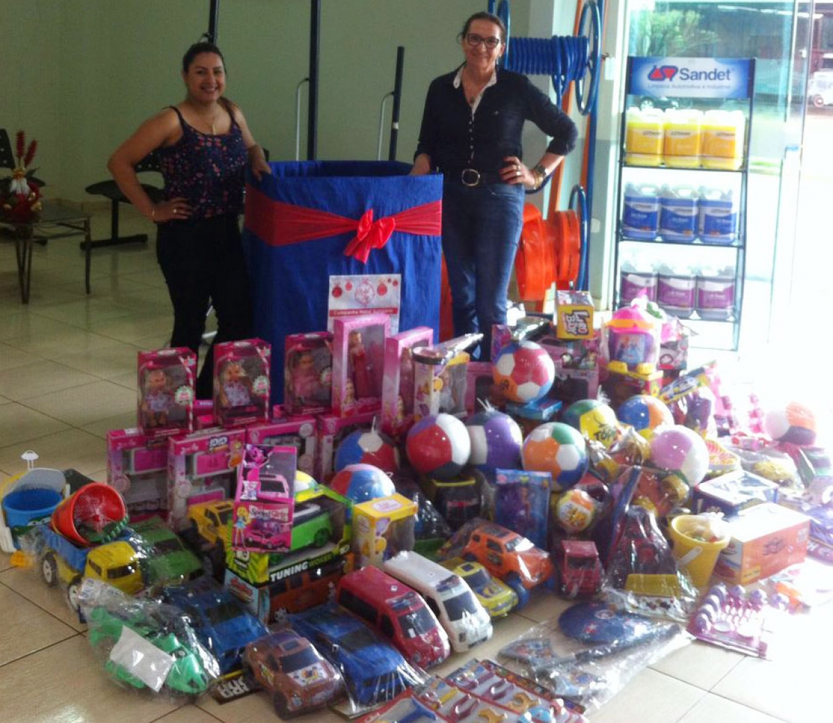 Colaboradora Thaís e Marilene