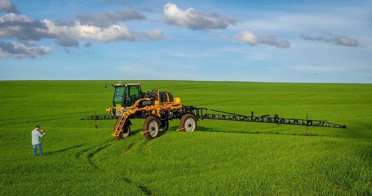 Pulverizador autopropelido: a força para alavancar a sua produção