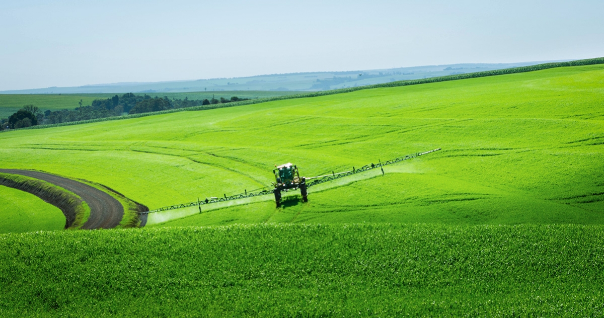 Conheça os parâmetros de pulverização agrícola